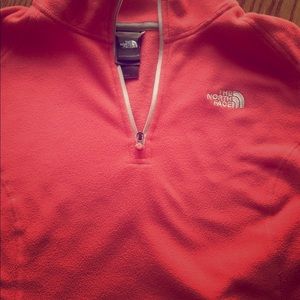 Like new coral 3/4 fleece